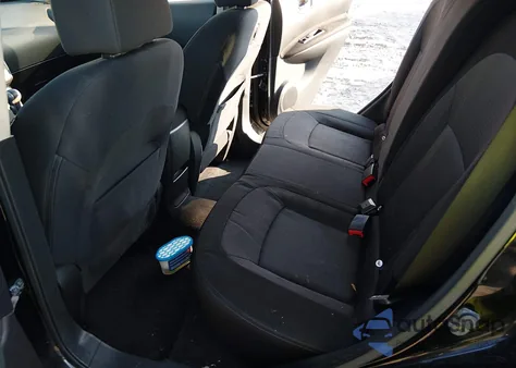 2013 Nissan Rogue Sv z USA, uszkodzony, nr VIN JN8AS5MV9DW632620